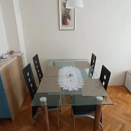 Stankovic Lejlighed *